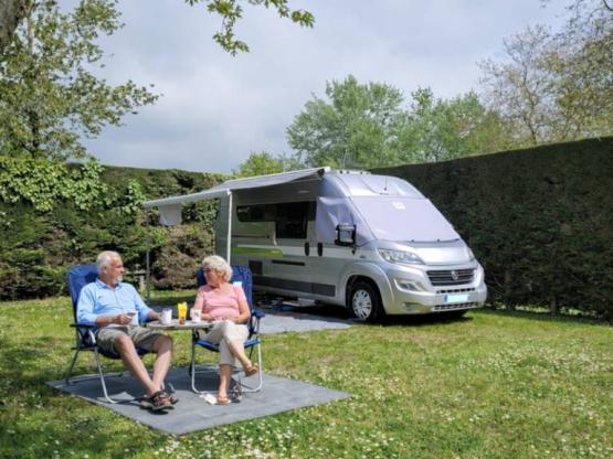 OFFRE INTERNET : Forfait emplacement + électricité + voiture ou camping car ou tente ou caravane