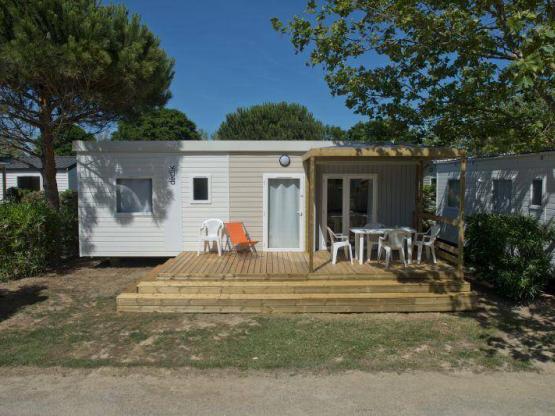 C- Mobil-home caraïbes climatisé 2 chambres