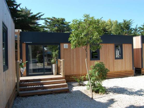 Mobil-home ARCHIPEL 58m² ( 2 chambres+1 suite parentale) + terrasse + climatisation
