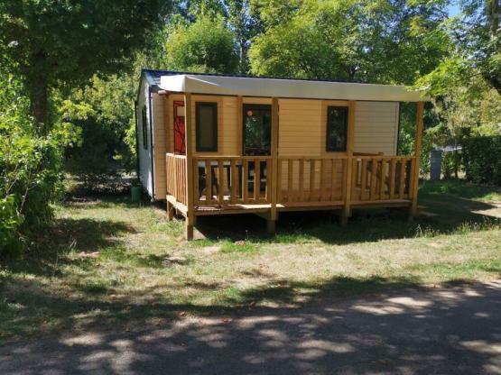 **** Mobilhome Bikini 2 chambres avec terrasse 2020 (pet forbidden)