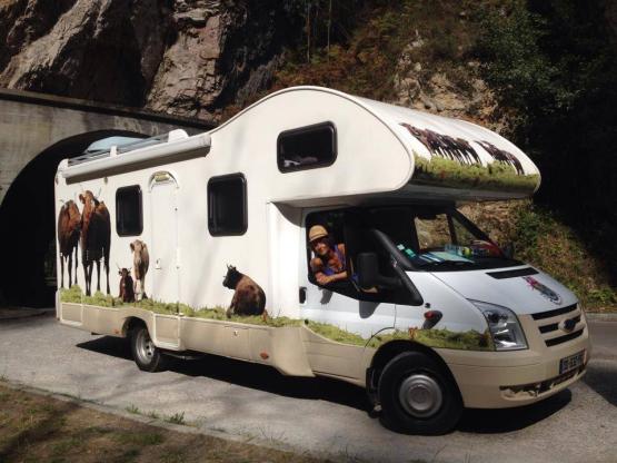 Aire camping-car 35-50 m²