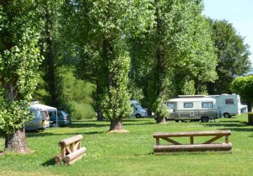 Camping Onlycamp Les Adoubes