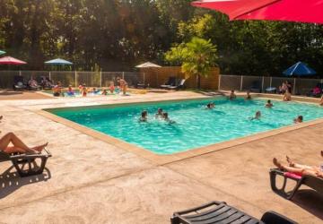 Camping Les Rives du lac Cantalès