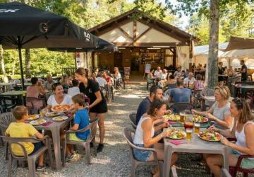 Camping Les Rives du lac Cantalès