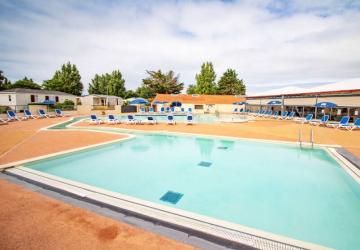 Camping Eden Villages La Pointe Saint Gildas 