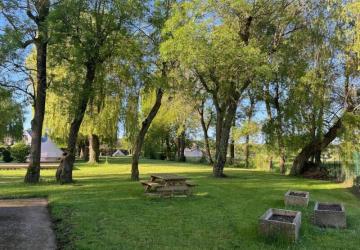 Camping Les Saules De Cormery