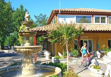 Camping Resort Les Champs Blancs