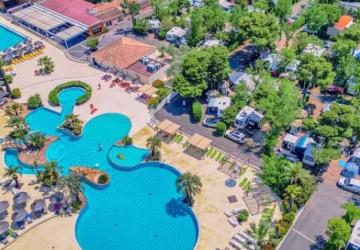 Camping Resort Les Champs Blancs