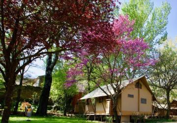 Hôtel de Plein Air Suze Luxe Nature