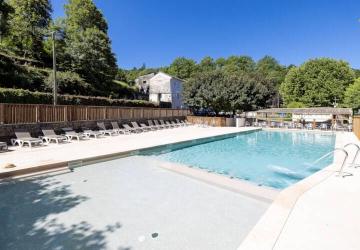 Flower Camping Le Val de l'Arre