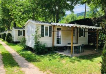 Camping Les CERISIERS - Hôtel le Vallon