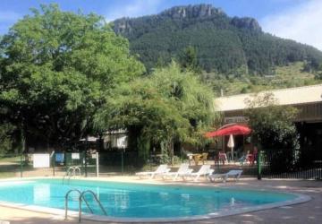 Camping Les CERISIERS - Hôtel le Vallon