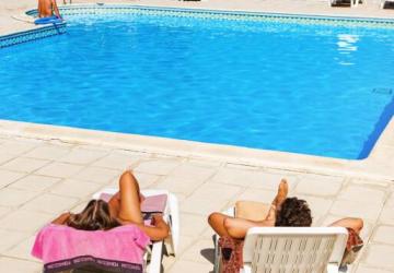Camping Naturiste Les Manoques