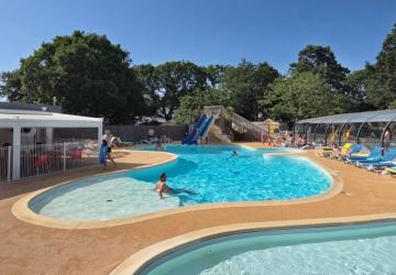 Les Chalands Fleuris****