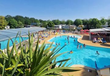 Les Chalands Fleuris****