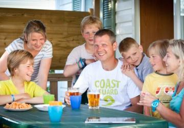 Camping La Corniche***