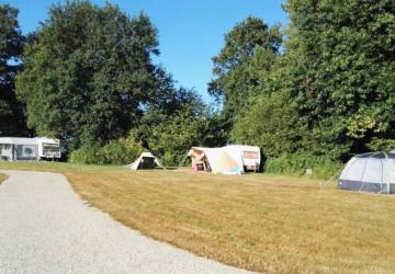 Camping Le Petit Mas d'Ile
