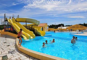 Camping APV La Parée du Jonc