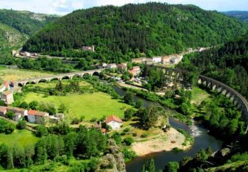 Camping Les Eaux Vives