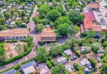 Camping Resort Les Champs Blancs