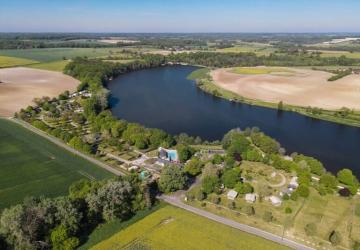 Camping Les Coteaux du Lac