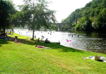 CAMPING LE PONT DE VICQ 