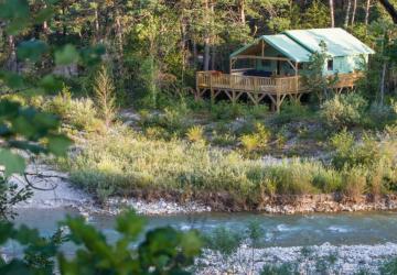 Camping L'Hirondelle France *****