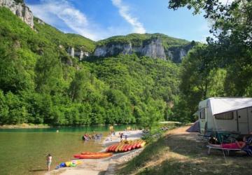 Flower Camping PEYRELADE