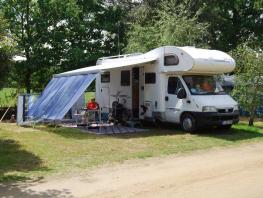 Forfait emplacement : tente/caravane ou camping-car + 1 voiture