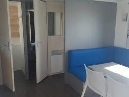 Mobil-home Confort 25-28m² (2 habitaciones) terraza cubierta
