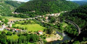 Camping Les Eaux Vives