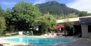 Camping Les CERISIERS - Hôtel le Vallon