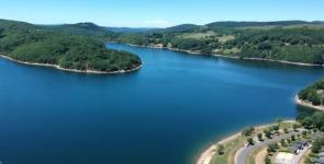 Les Rives du Lac de Laouzas