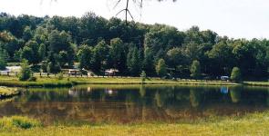 Camping Onlycamp Lac des Vergnes 